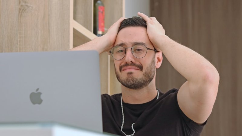 AIツール導入の失敗と学びのイメージ