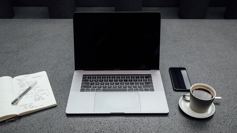 ChatGPTで報告書を自動作成するイメージ